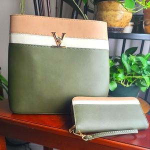 Beautiful ladies purse with matching Wallet